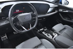 sininen Audi Q6 e-tron 2024 kuva 2.