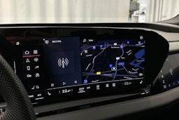 sininen Audi Q6 e-tron 2024 kuva 20.