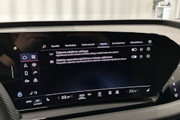 sininen Audi Q6 e-tron 2024 kuva 26.