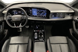 valkoinen Audi Q6 e-tron 2024 kuva 9.