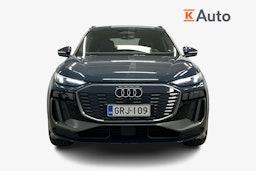 sininen Audi Q6 e-tron 2024 kuva 4.