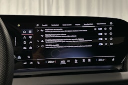 sininen Audi Q6 e-tron 2024 kuva 19.