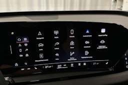 sininen Audi Q6 e-tron 2024 kuva 28.