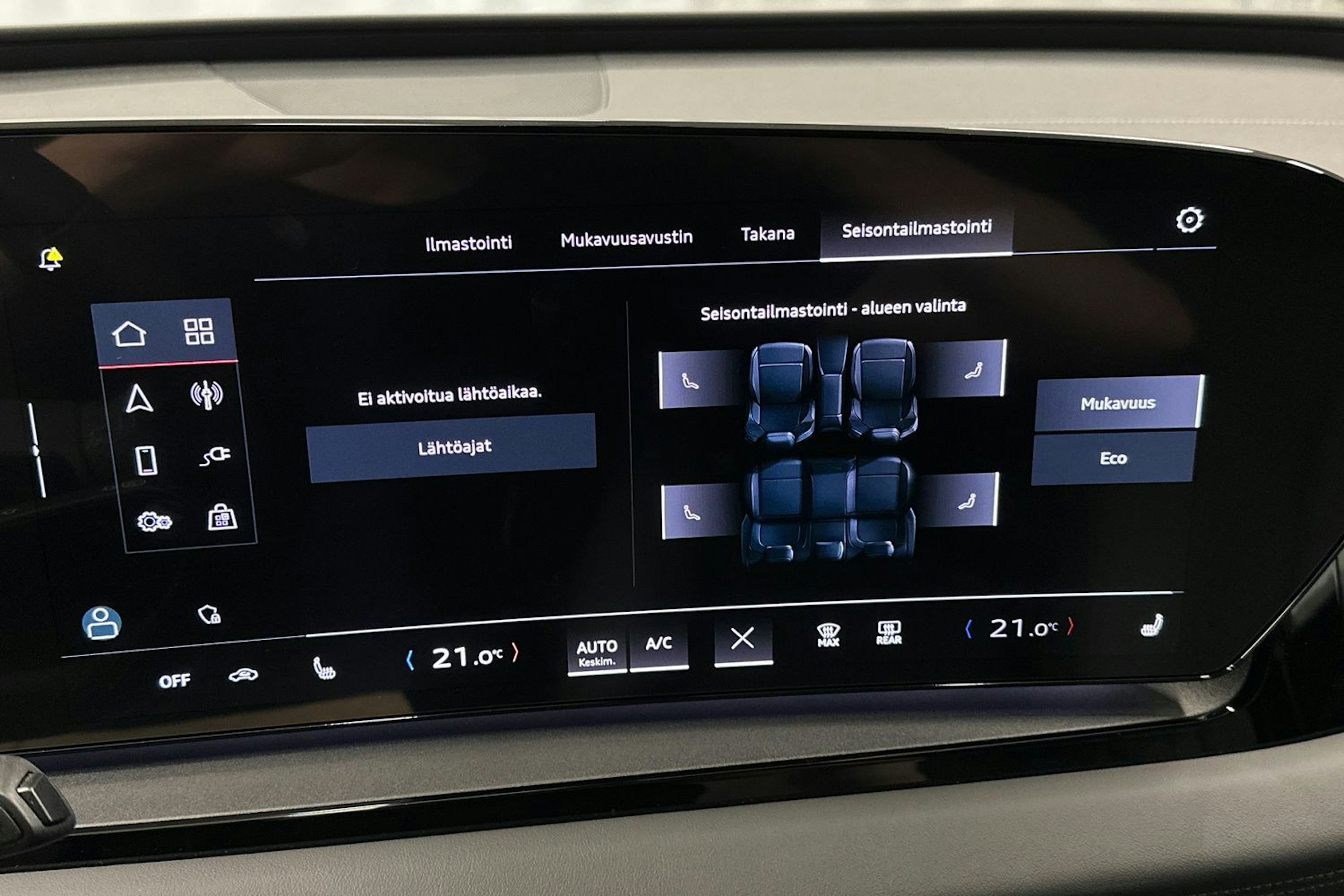 sininen Audi Q6 e-tron 2024 kuva 35.