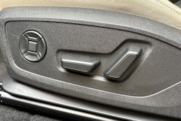 met. sininen Audi Q6 e-tron 2024 kuva 19.