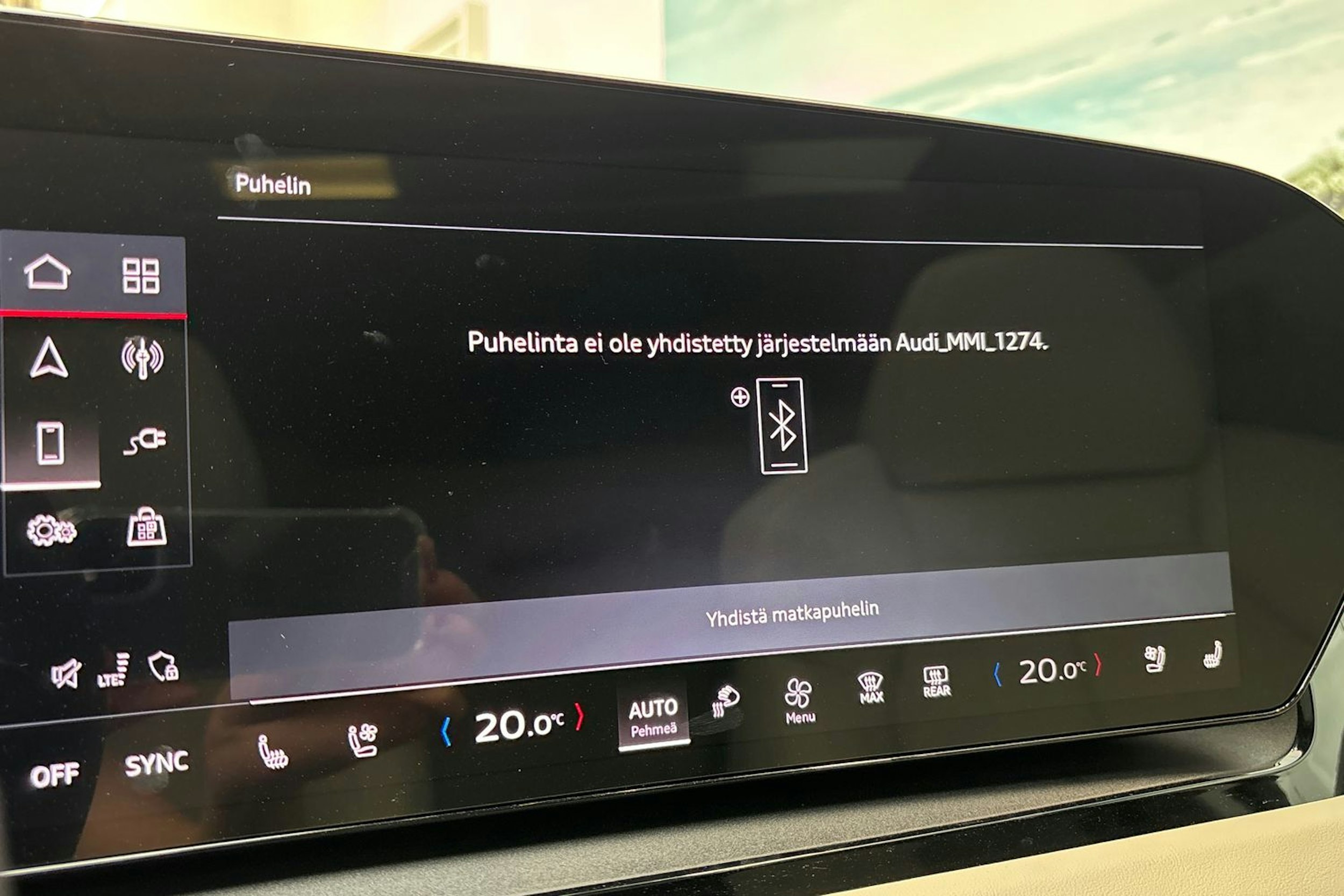 met. sininen Audi Q6 e-tron 2024 kuva 27.