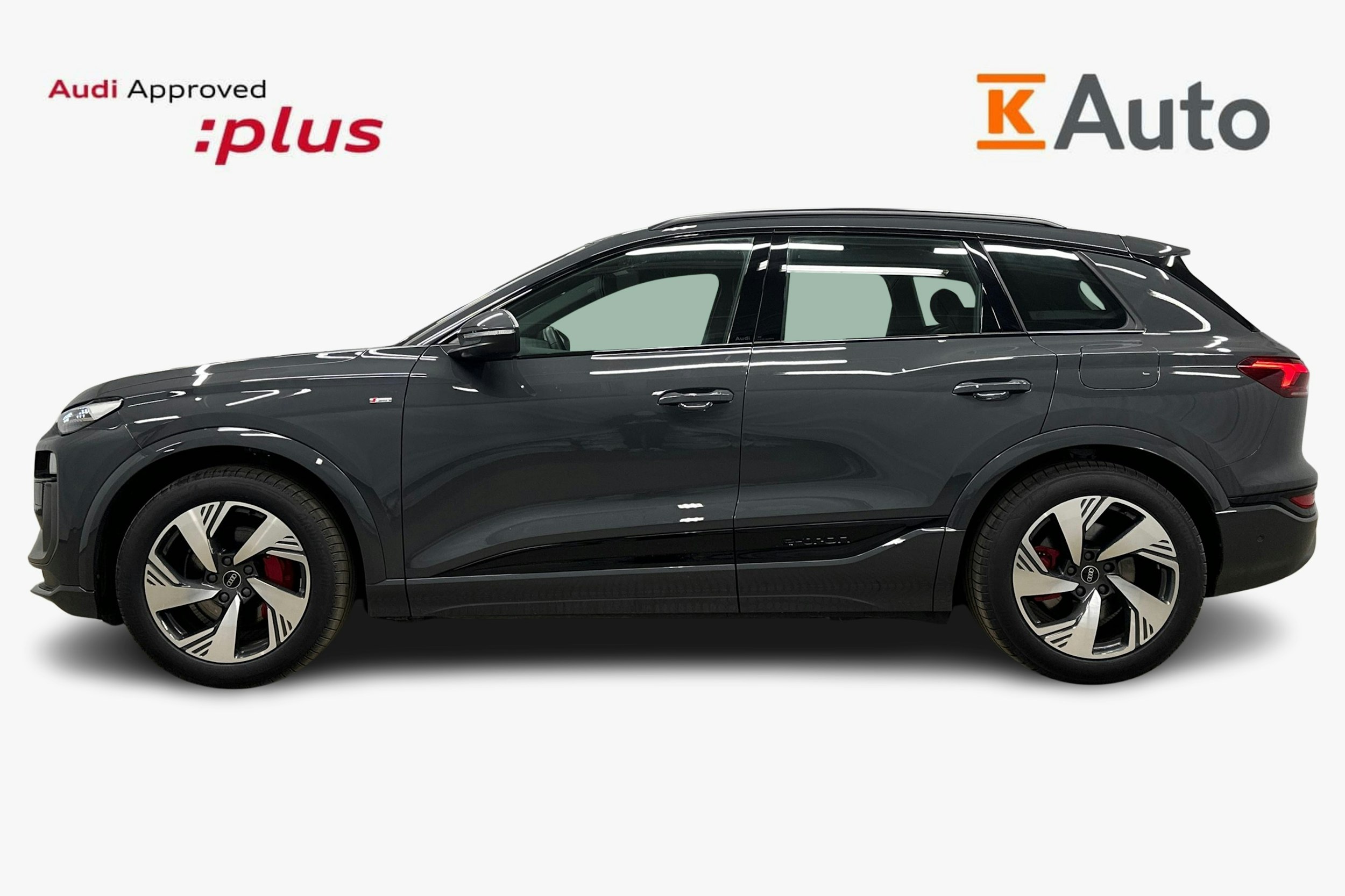 harmaa Audi Q6 e-tron 2024 kuva 6.