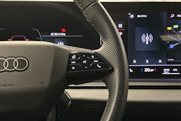 harmaa Audi Q6 e-tron 2024 kuva 20.