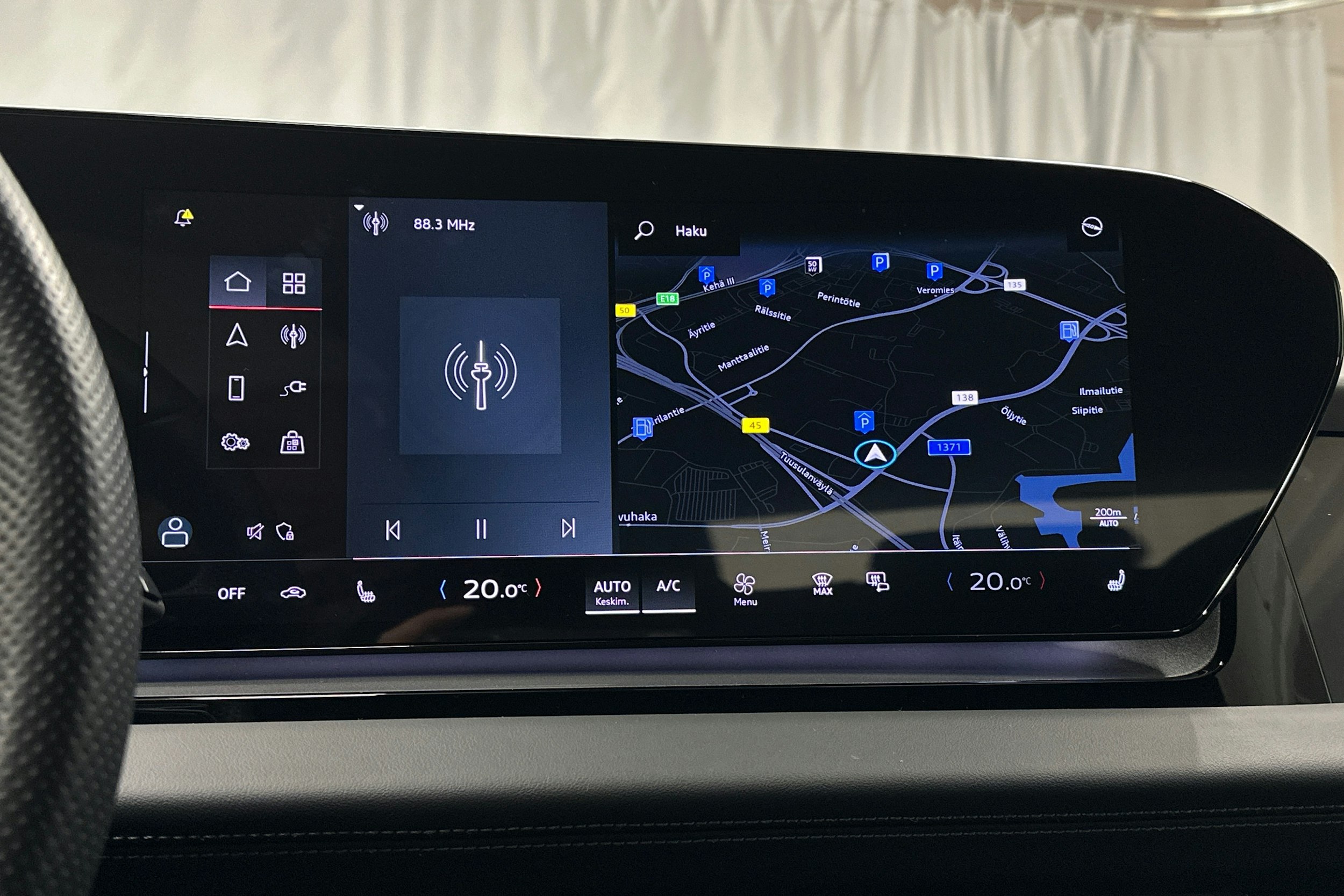 harmaa Audi Q6 e-tron 2024 kuva 25.