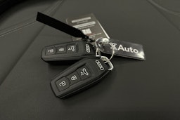 harmaa Audi Q6 e-tron 2024 kuva 35.