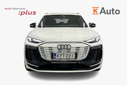 valkoinen Audi Q6 e-tron 2024 kuva 4.