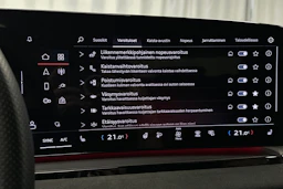 valkoinen Audi Q6 e-tron 2024 kuva 23.