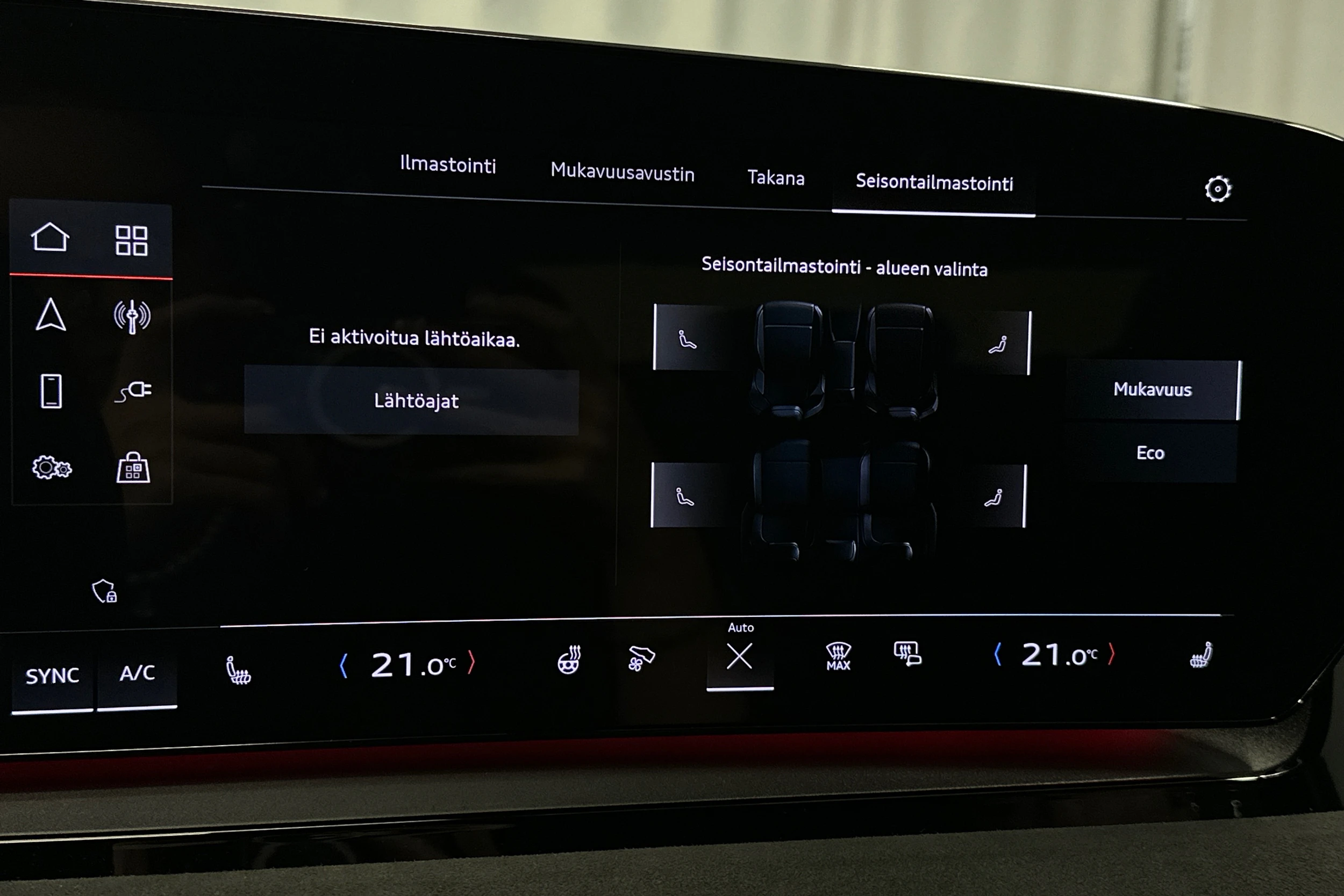 valkoinen Audi Q6 e-tron 2024 kuva 30.