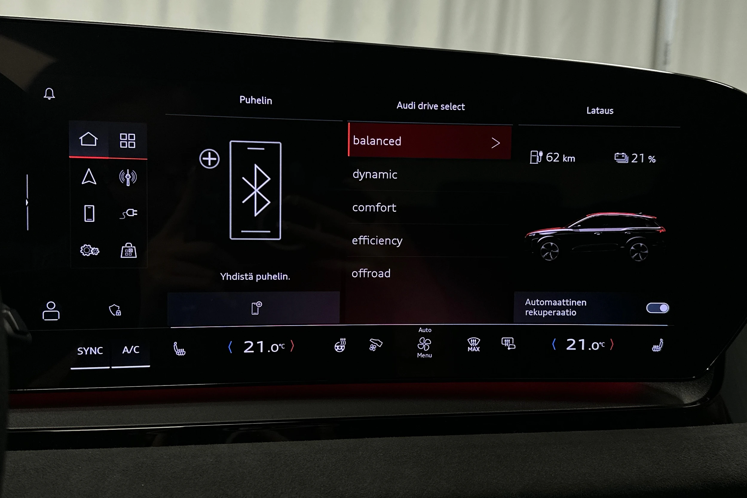 valkoinen Audi Q6 e-tron 2024 kuva 31.