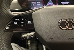 Harmaa Audi Q6 e-tron 2024 kuva 25.