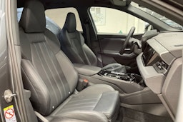 Harmaa Audi Q6 e-tron 2024 kuva 32.