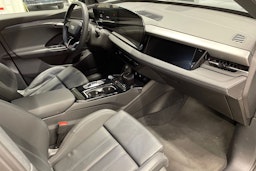 Harmaa Audi Q6 e-tron 2024 kuva 33.