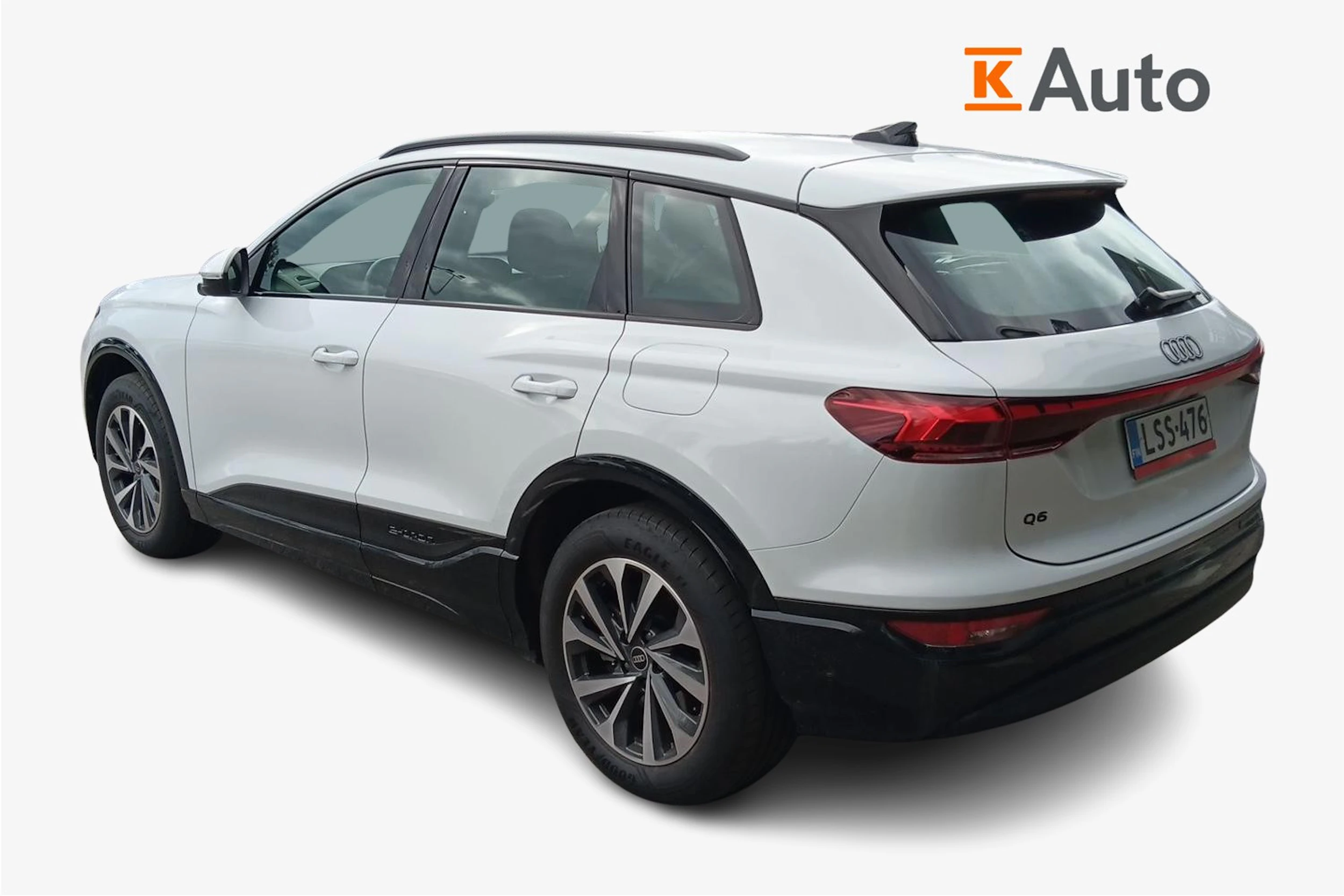 Valkoinen Audi Q6 e-tron 2024 kuva 2.