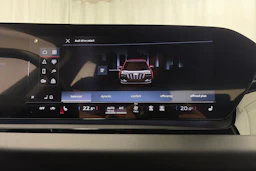 Valkoinen Audi Q6 e-tron 2024 kuva 21.