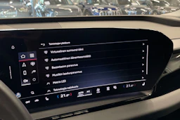 Harmaa Audi Q6 e-tron 2024 kuva 22.