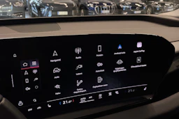 Harmaa Audi Q6 e-tron 2024 kuva 25.