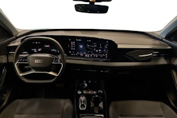 met. harmaa Audi Q6 e-tron 2024 kuva 9.