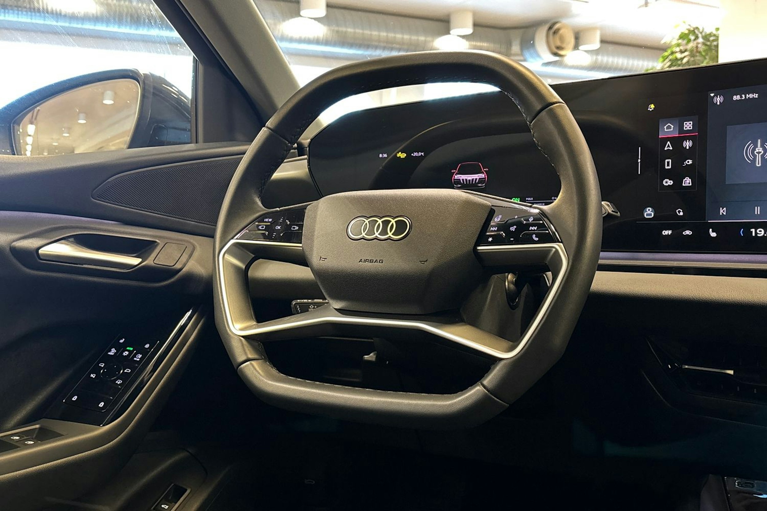 met. harmaa Audi Q6 e-tron 2024 kuva 15.