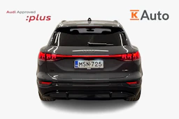 harmaa Audi Q6 e-tron 2024 kuva 3.