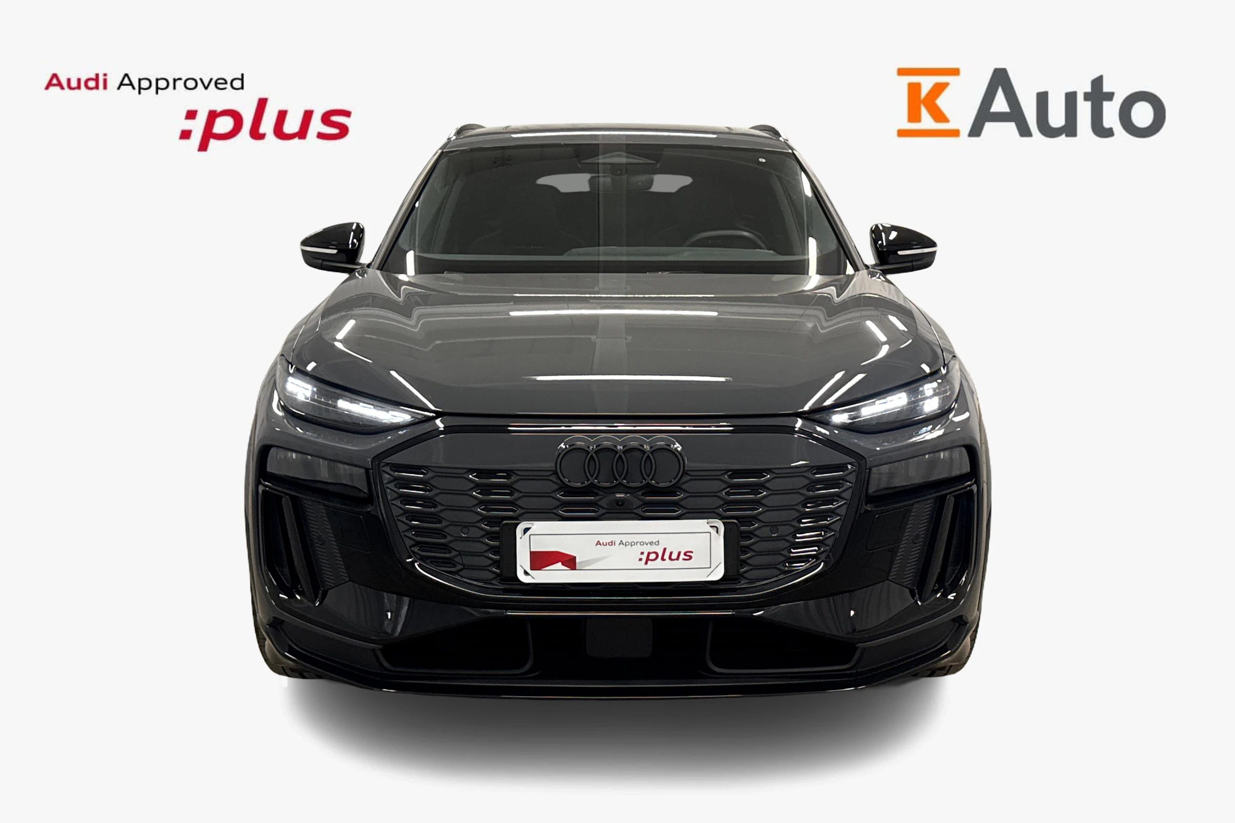 harmaa Audi Q6 e-tron 2024 kuva 4.