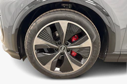 harmaa Audi Q6 e-tron 2024 kuva 9.