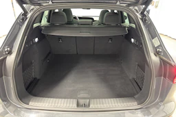 harmaa Audi Q6 e-tron 2024 kuva 25.