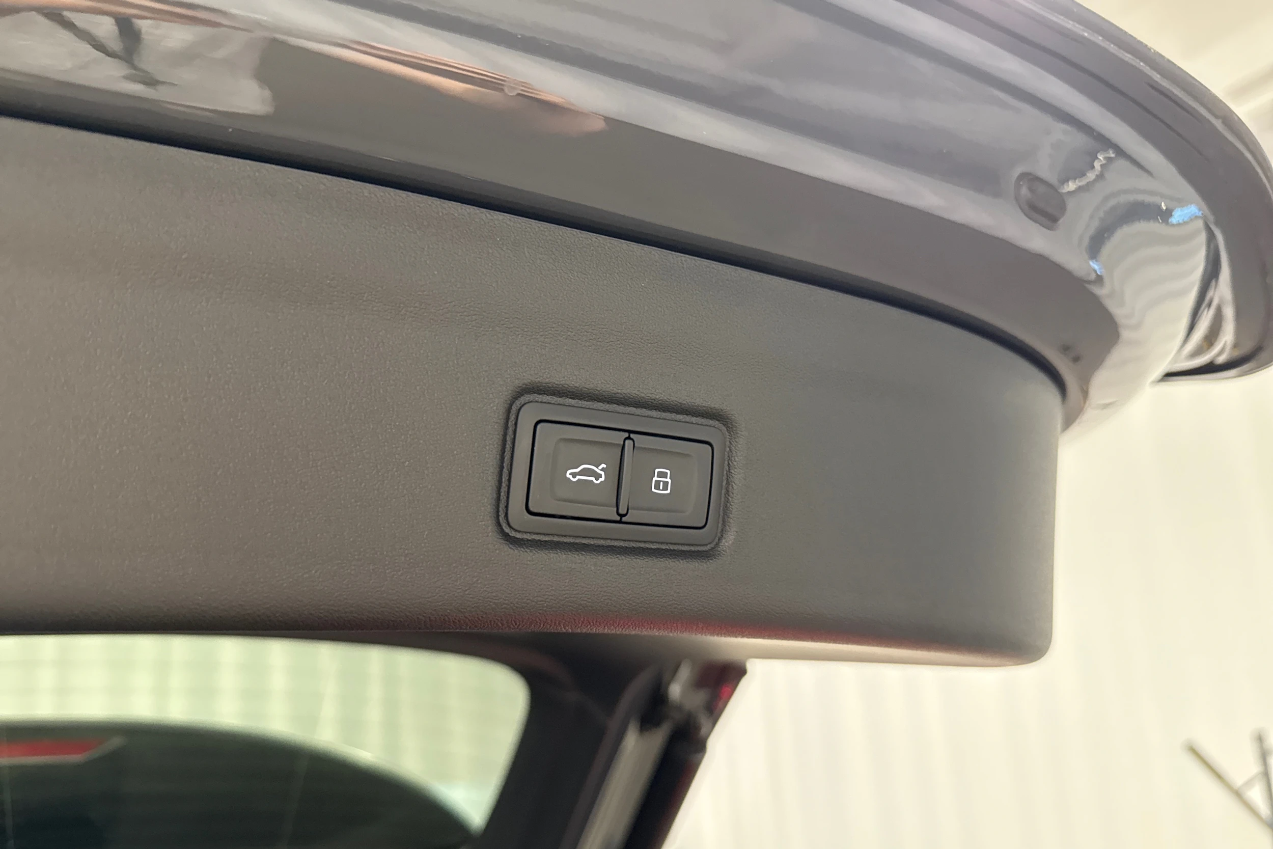 harmaa Audi Q6 e-tron 2024 kuva 26.