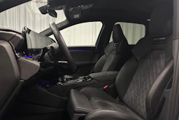sininen Audi Q6 e-tron 2024 kuva 14.