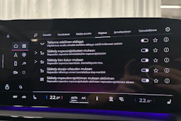 sininen Audi Q6 e-tron 2024 kuva 32.