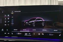 sininen Audi Q6 e-tron 2024 kuva 35.
