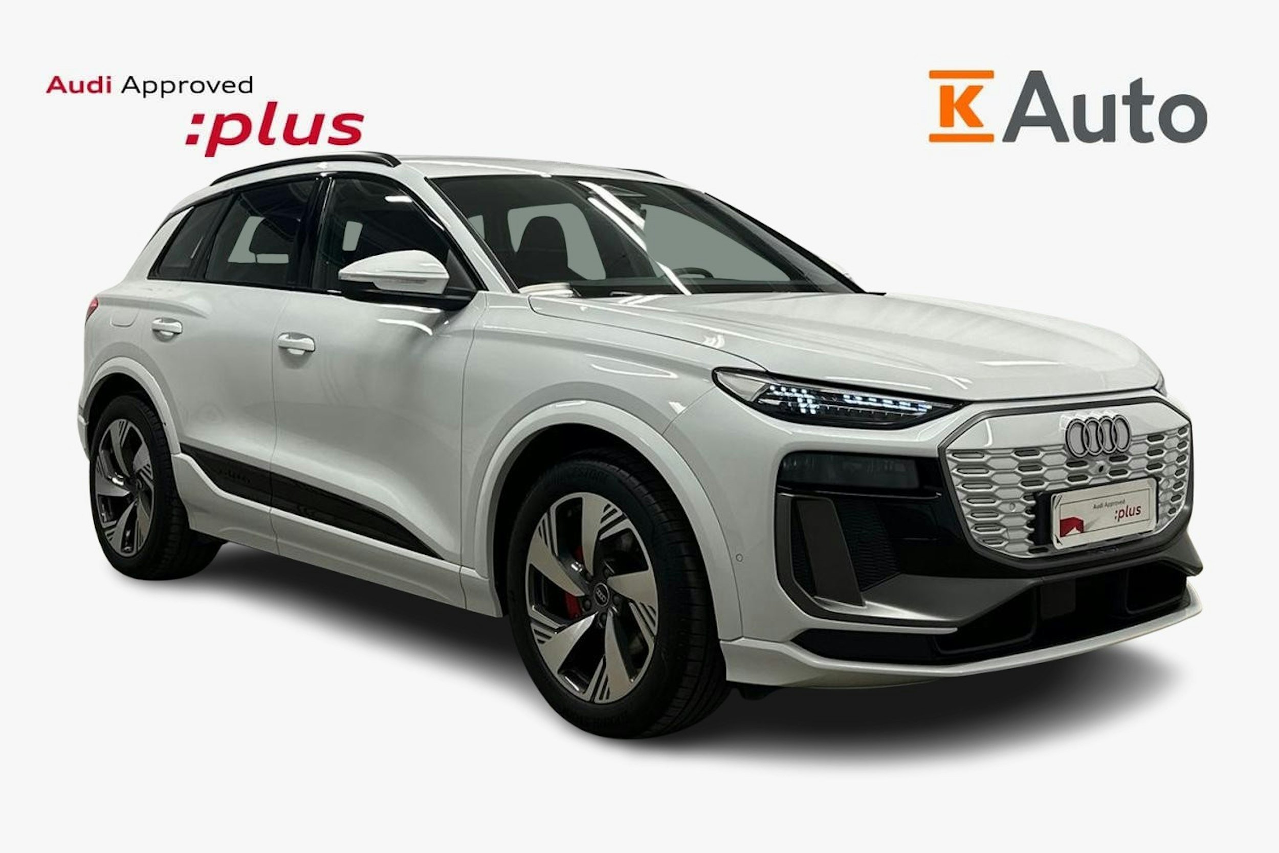 valkoinen Audi Q6 e-tron 2024 kuva 1.