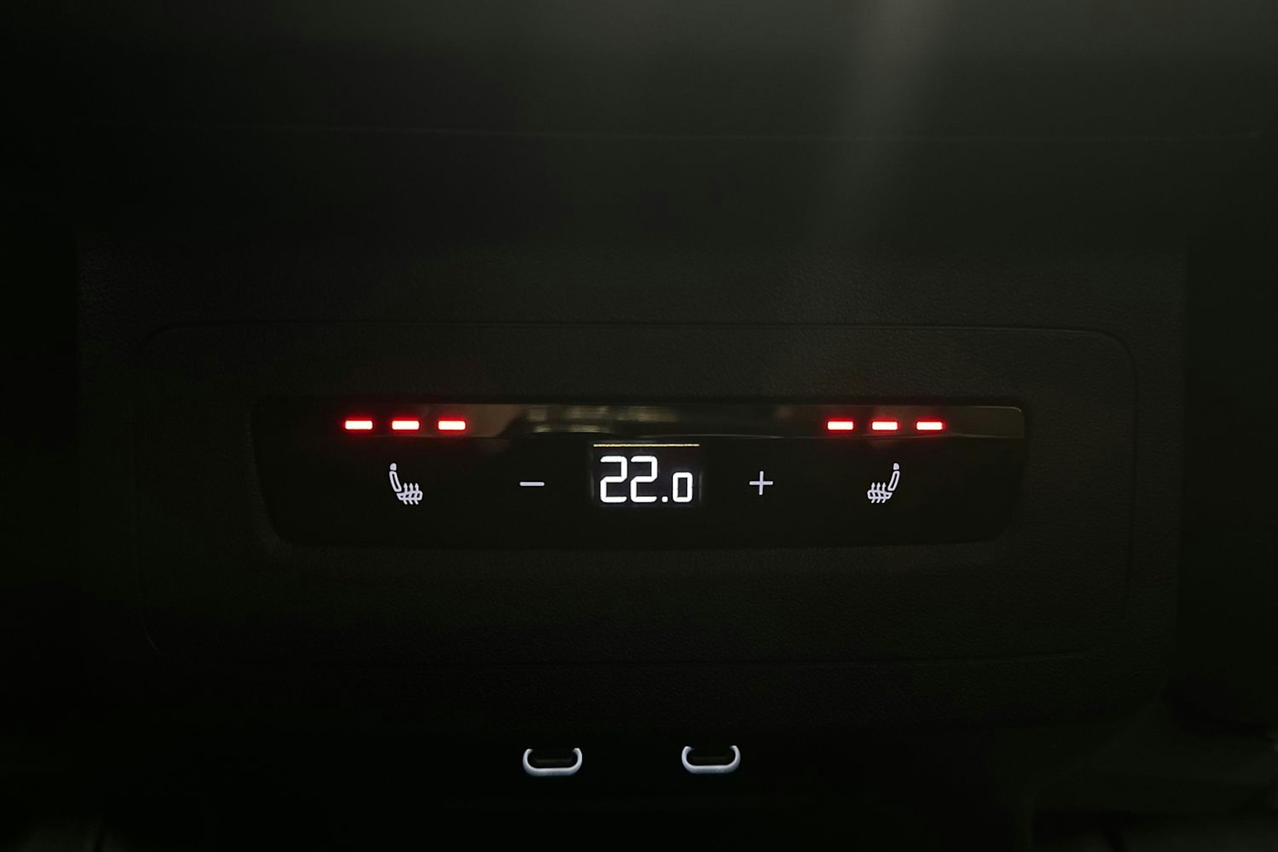 harmaa Audi Q6 e-tron 2024 kuva 13.