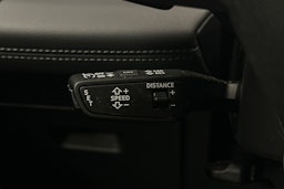 harmaa Audi Q6 e-tron 2024 kuva 20.