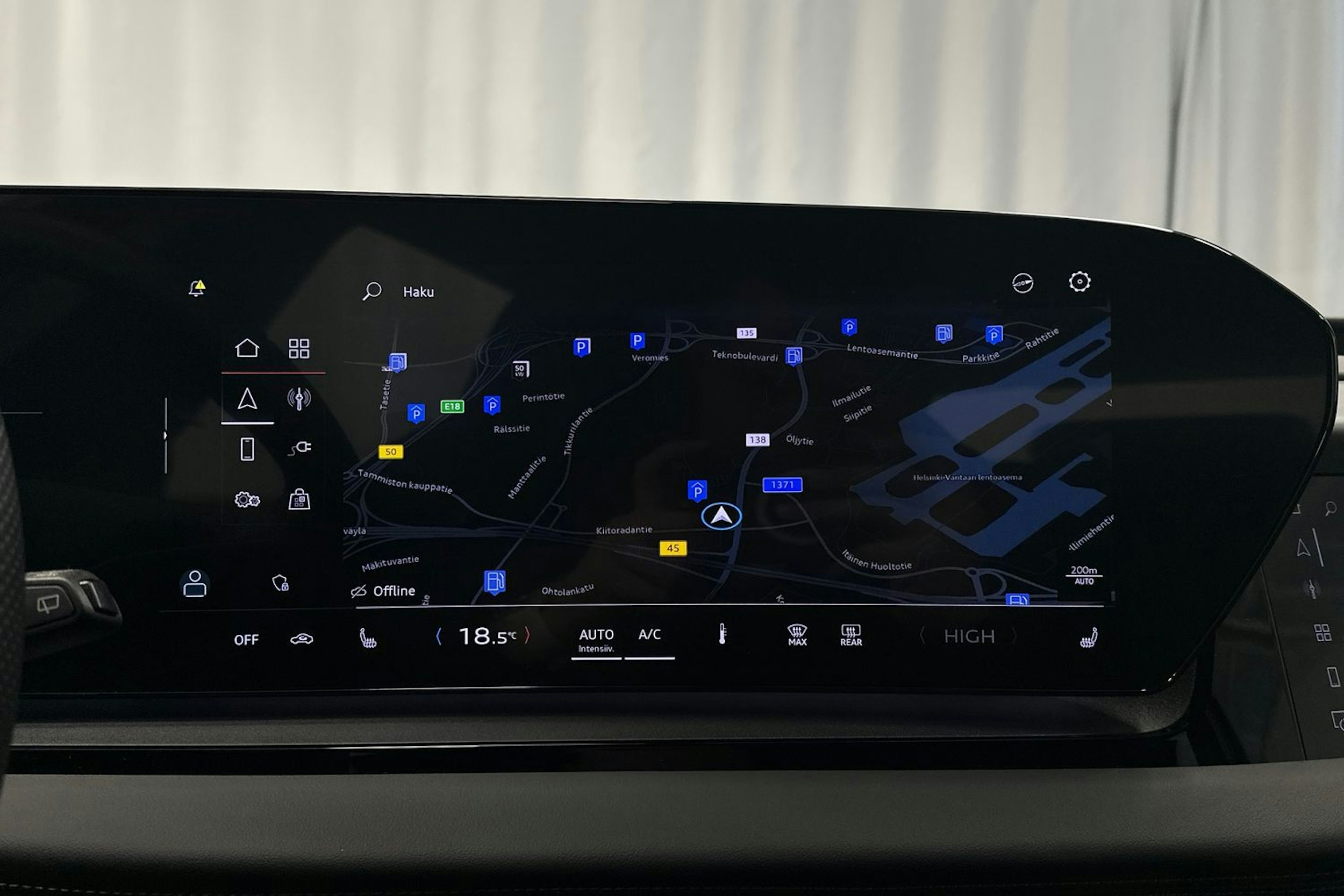 harmaa Audi Q6 e-tron 2024 kuva 25.