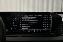 harmaa Audi Q6 e-tron 2024 kuva 27.