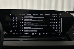 harmaa Audi Q6 e-tron 2024 kuva 28.