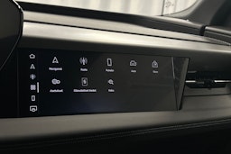 harmaa Audi Q6 e-tron 2024 kuva 37.