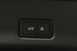 harmaa Audi Q6 e-tron 2024 kuva 43.