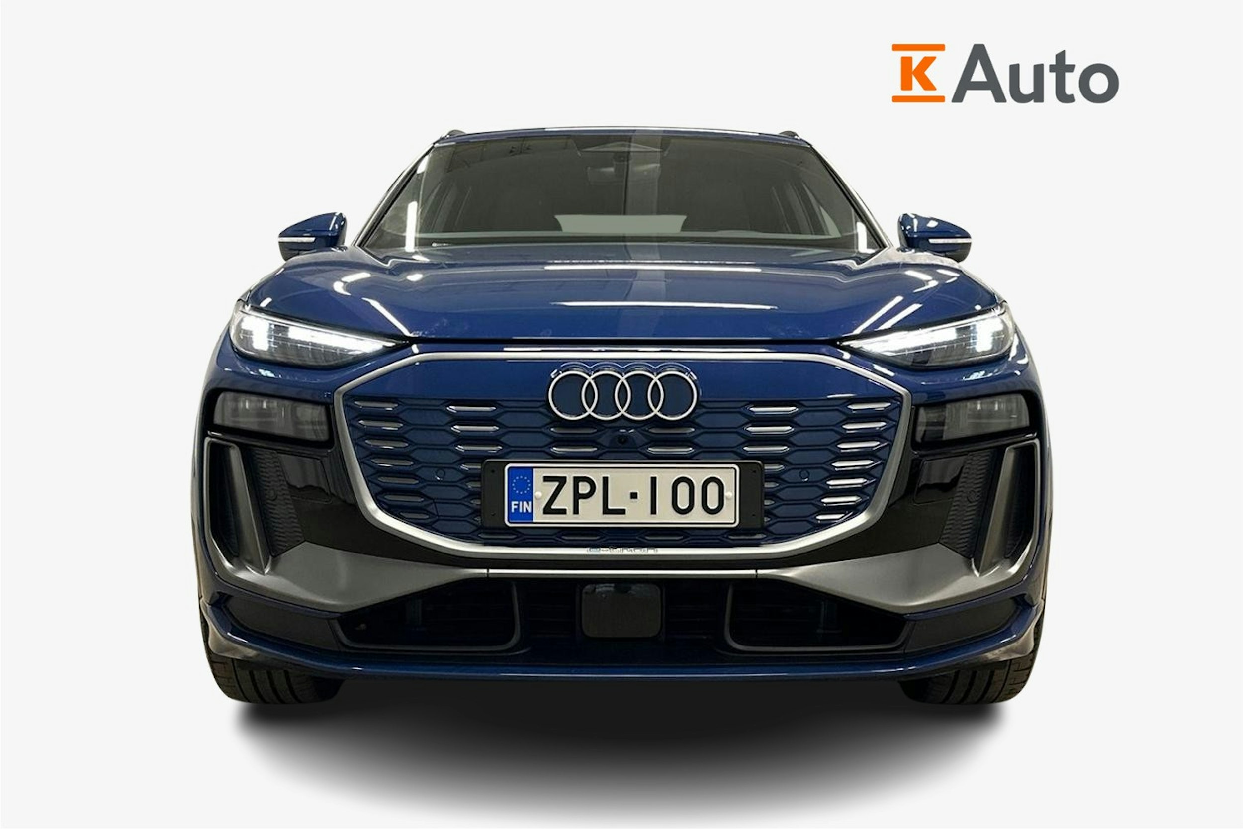 sininen Audi Q6 e-tron 2024 kuva 5.