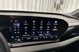 sininen Audi Q6 e-tron 2024 kuva 17.