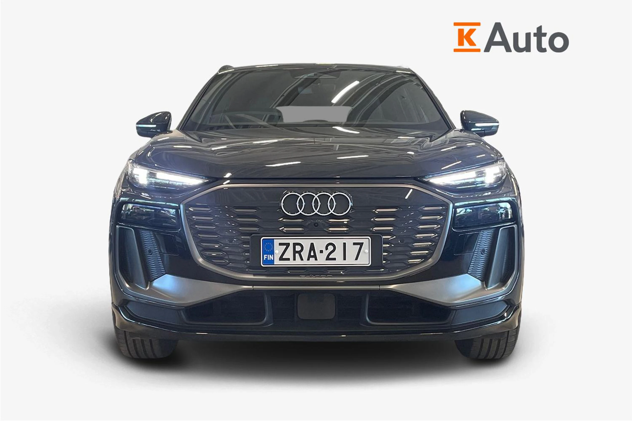 harmaa Audi Q6 e-tron 2024 kuva 5.