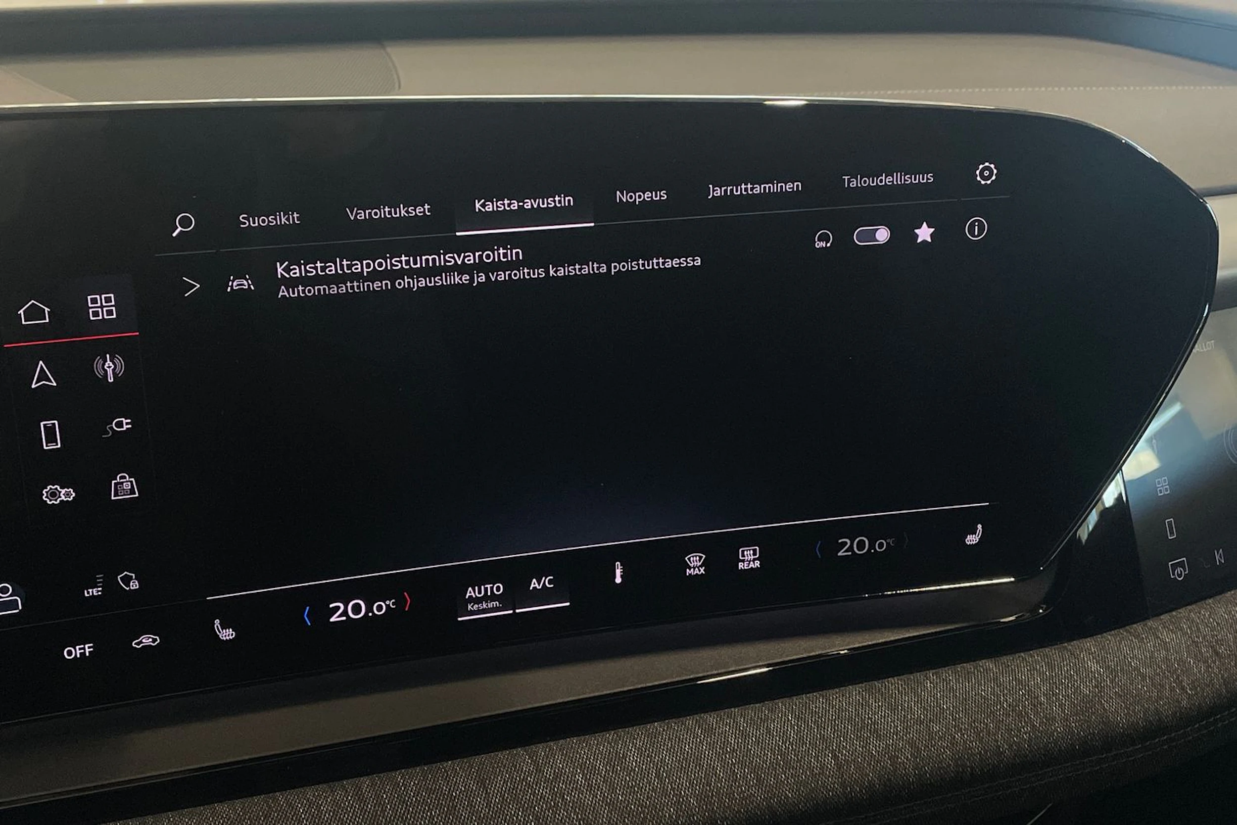 harmaa Audi Q6 e-tron 2024 kuva 29.