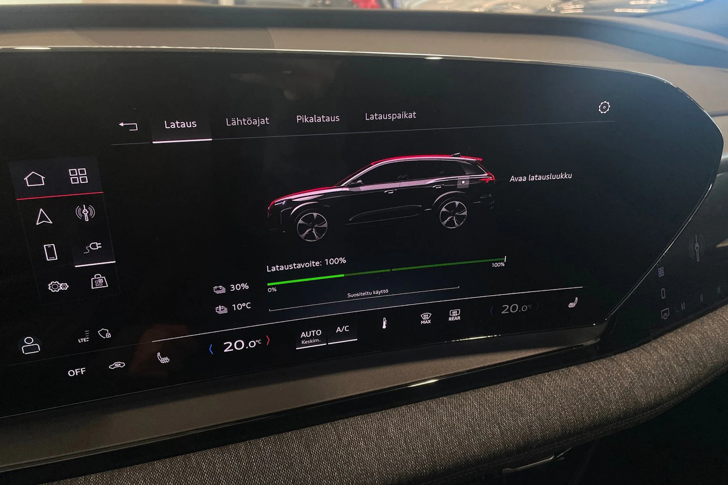 harmaa Audi Q6 e-tron 2024 kuva 34.