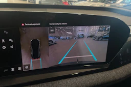 harmaa Audi Q6 e-tron 2024 kuva 35.