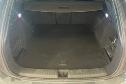 harmaa Audi Q6 e-tron 2024 kuva 39.